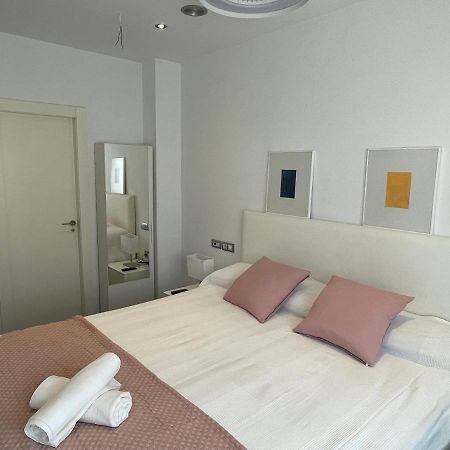 Moderno Apartamento Con Plaza De Garaje En Pleno Centro De Almería Zewnętrze zdjęcie