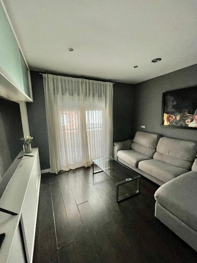 Moderno Apartamento Con Plaza De Garaje En Pleno Centro De Almería Zewnętrze zdjęcie
