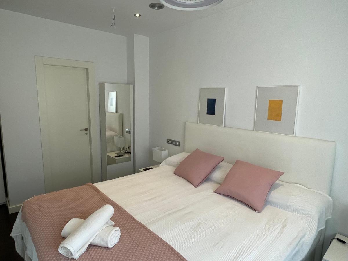 Moderno Apartamento Con Plaza De Garaje En Pleno Centro De Almería Zewnętrze zdjęcie