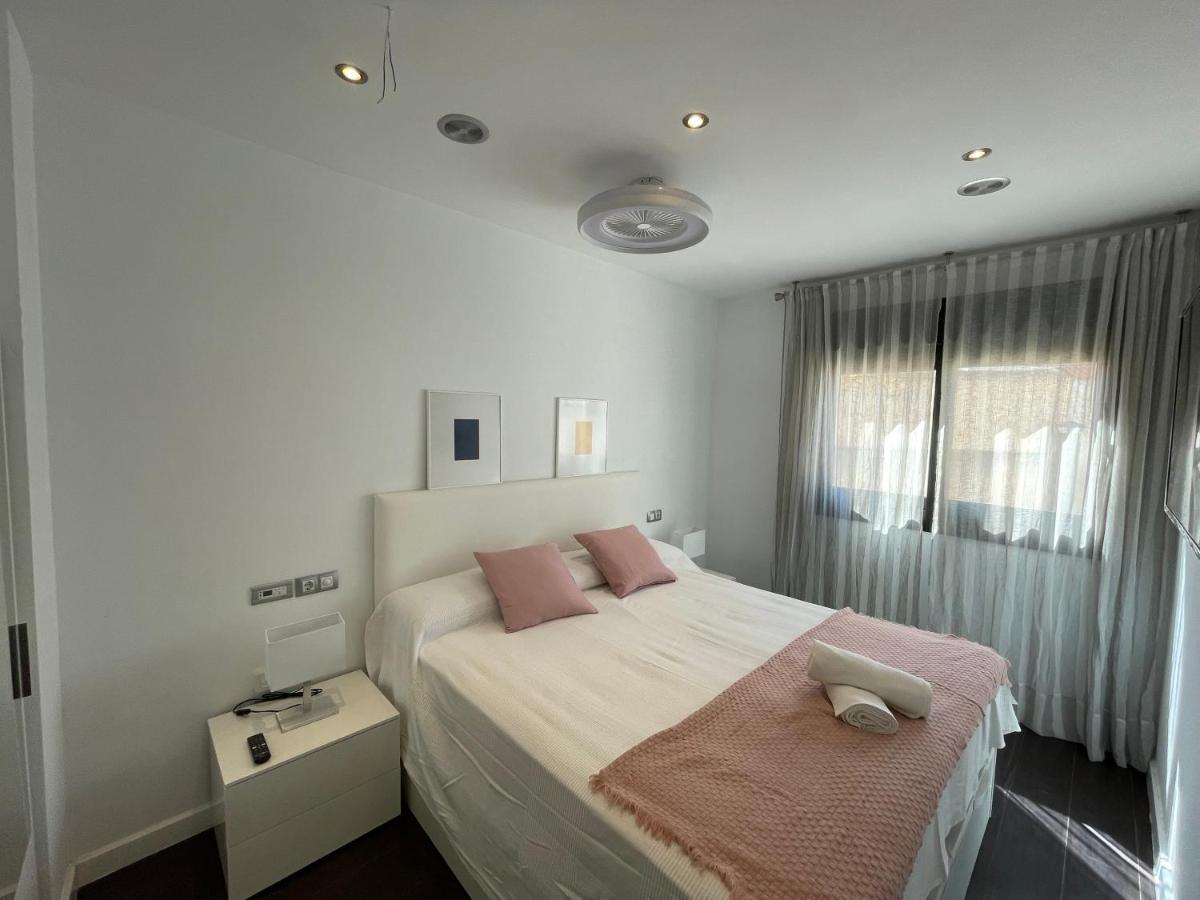 Moderno Apartamento Con Plaza De Garaje En Pleno Centro De Almería Zewnętrze zdjęcie