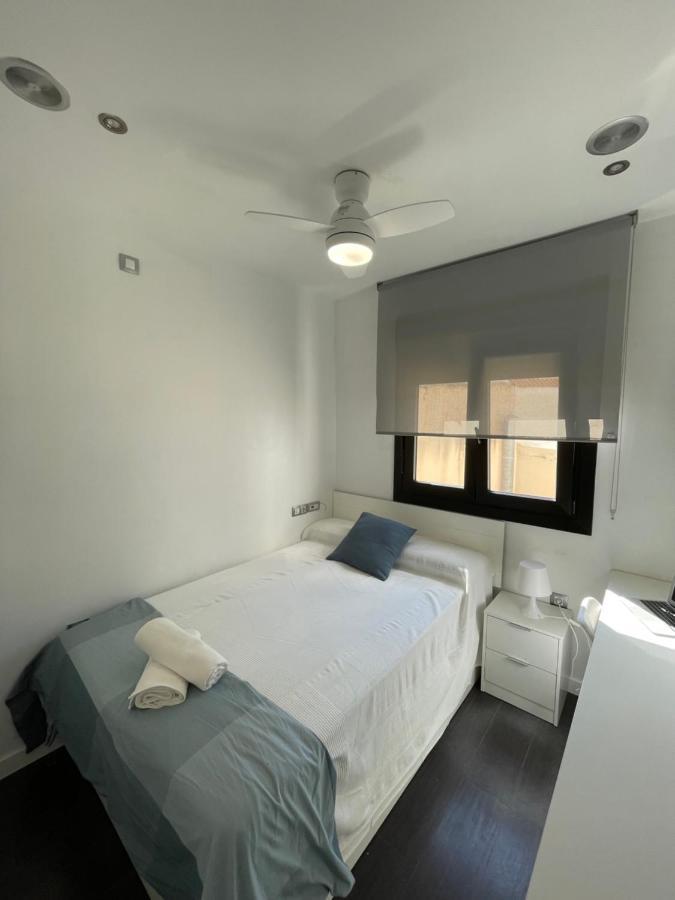 Moderno Apartamento Con Plaza De Garaje En Pleno Centro De Almería Zewnętrze zdjęcie