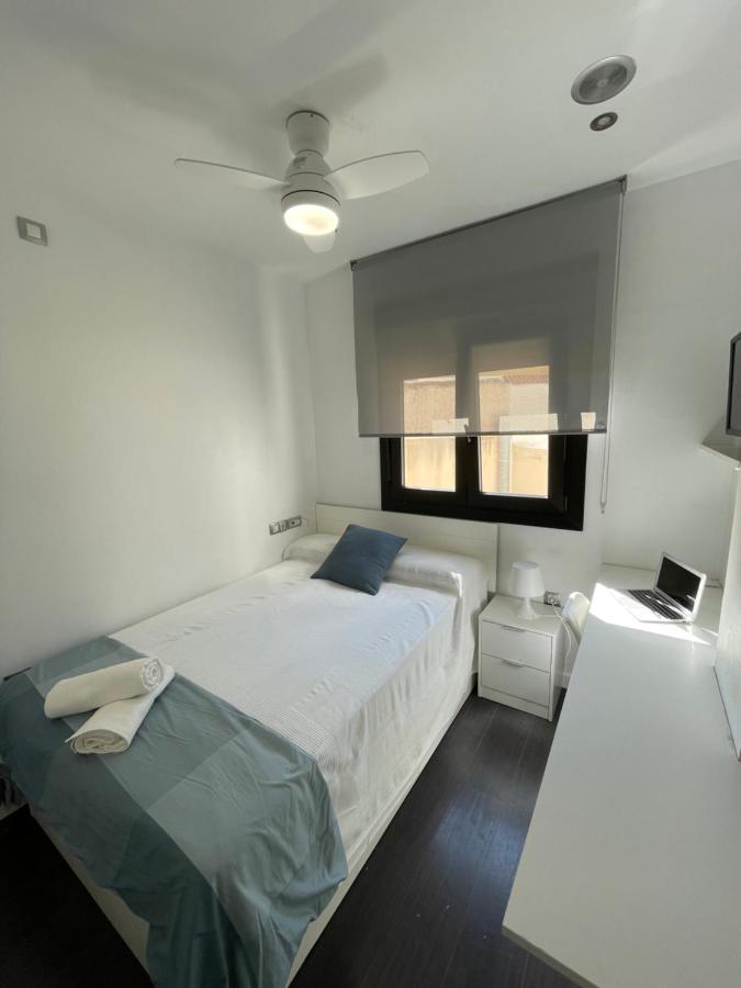 Moderno Apartamento Con Plaza De Garaje En Pleno Centro De Almería Zewnętrze zdjęcie