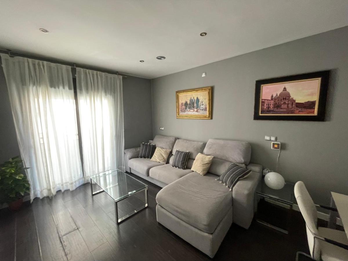 Moderno Apartamento Con Plaza De Garaje En Pleno Centro De Almería Zewnętrze zdjęcie